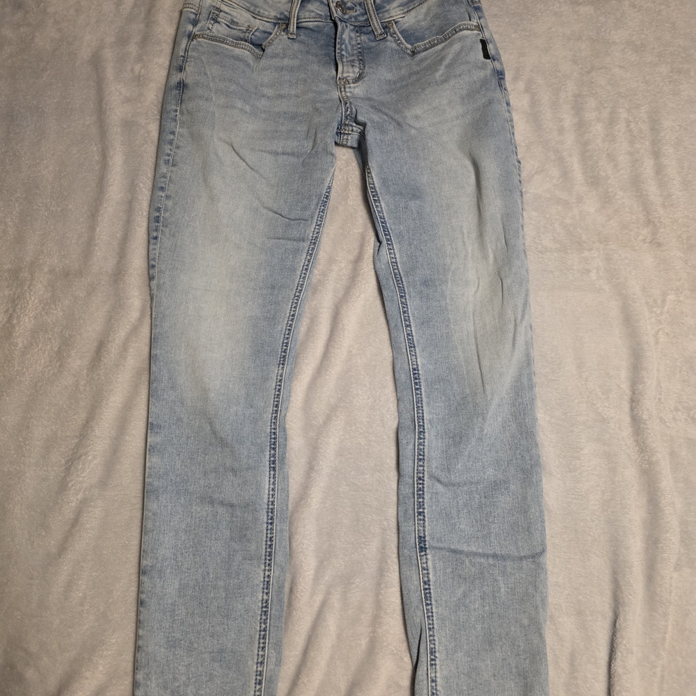 Silver Jeans Women's Light Blue Jeans